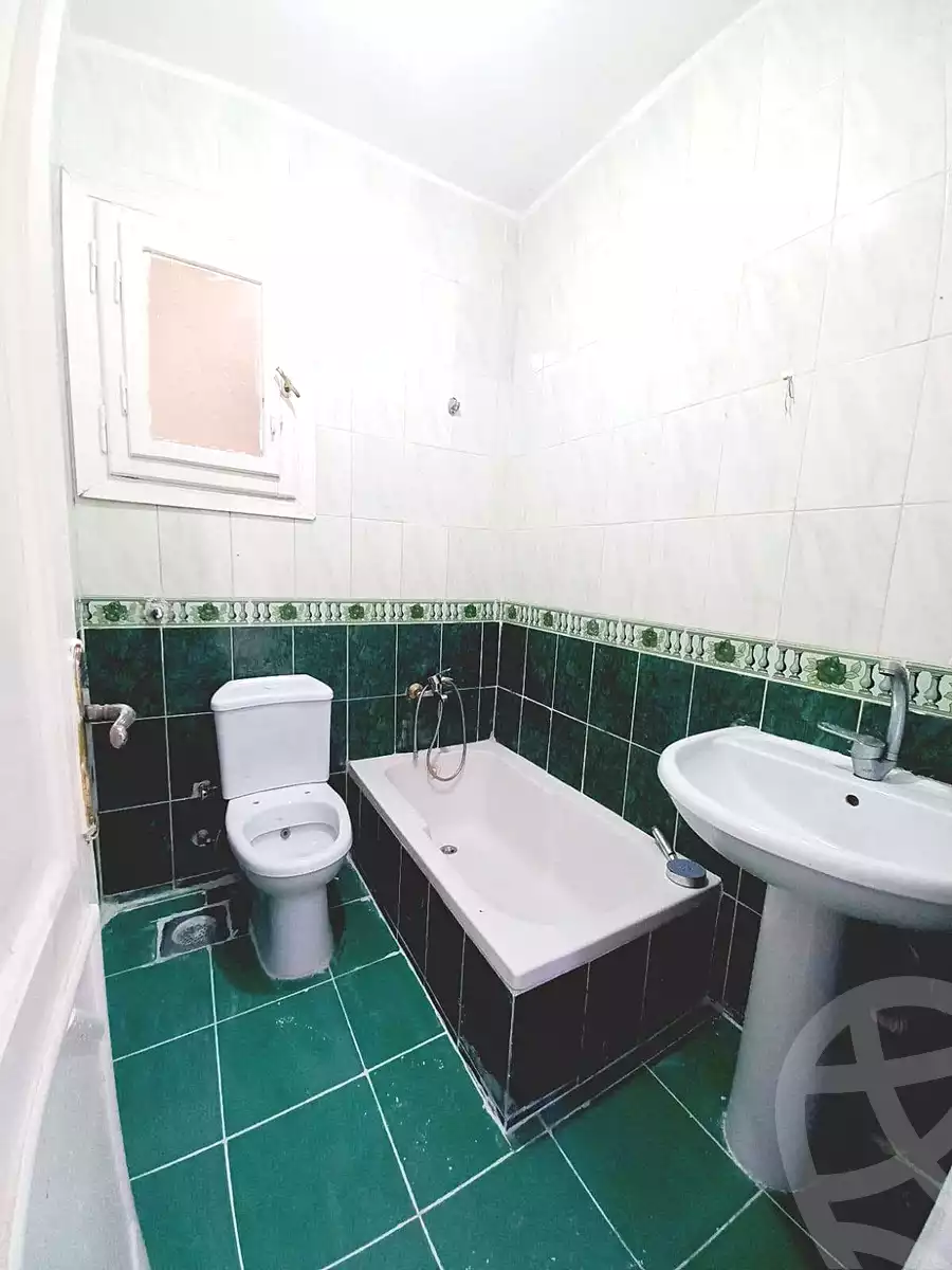 https://aqarmap.com.eg/ar/listing/7071835-for-sale-alexandria-al-agamy-shataa-el-nakheel
