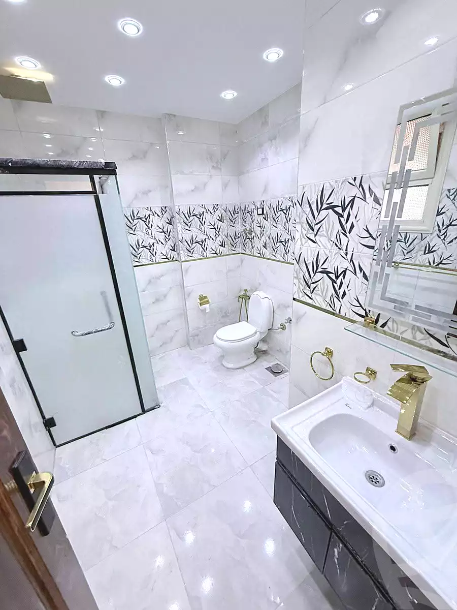 https://aqarmap.com.eg/en/listing/7071930-for-sale-cairo-ain-shams-ahmed-esmat-st