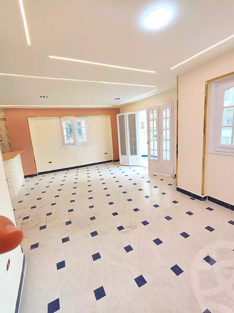 https://aqarmap.com.eg/ar/listing/7071933-for-sale-alexandria-al-agamy-shataa-el-nakheel