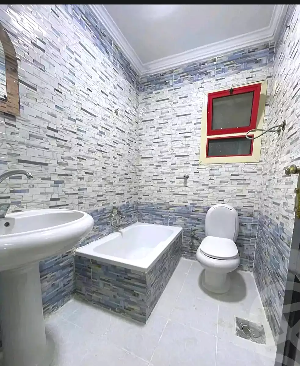 https://aqarmap.com.eg/en/listing/7071944-for-sale-alexandria-al-agamy-shataa-el-nakheel