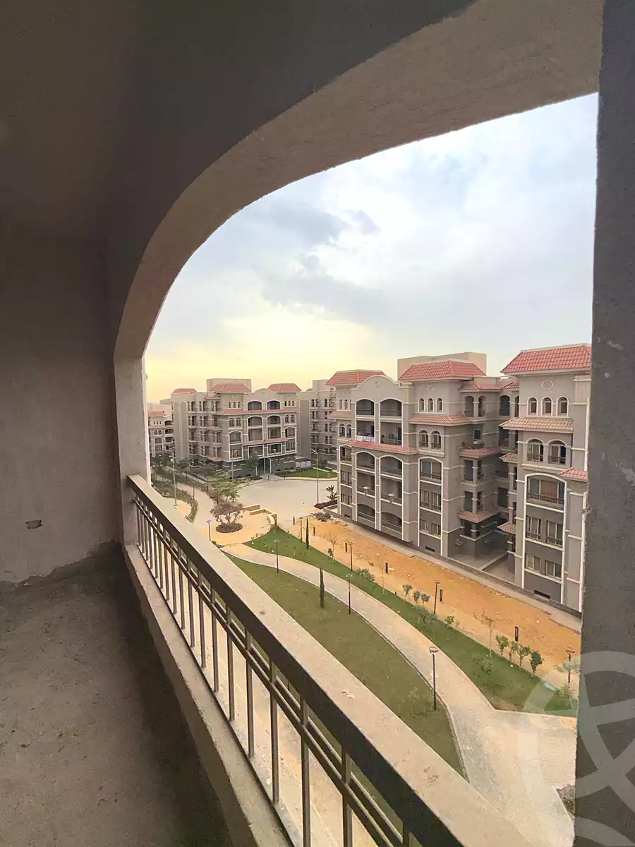 https://aqarmap.com.eg/ar/listing/7072242-for-sale-cairo-new-cairo-compounds-garden-heights-compound