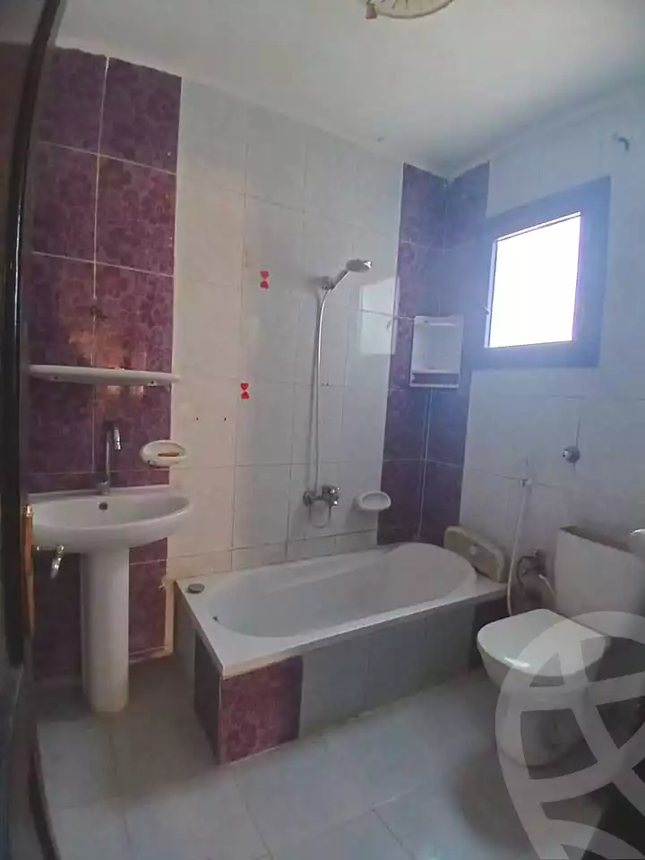 https://aqarmap.com.eg/en/listing/7072286-for-rent-alexandria-lsywf-shamaa