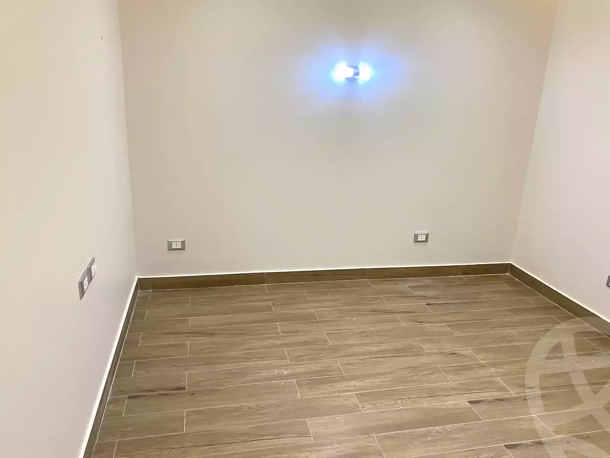 https://aqarmap.com.eg/ar/listing/7072551-for-rent-cairo-new-cairo-compounds-hyde-park-park-corner-hyde-park