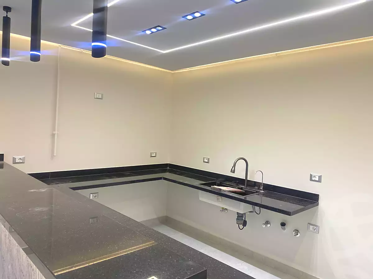 https://aqarmap.com.eg/ar/listing/7072551-for-rent-cairo-new-cairo-compounds-hyde-park-park-corner-hyde-park