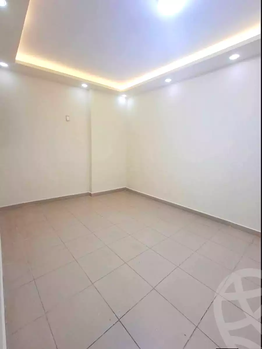 https://aqarmap.com.eg/en/listing/7072853-for-sale-alexandria-al-agamy-lbytsh-shahr-al-assal-st