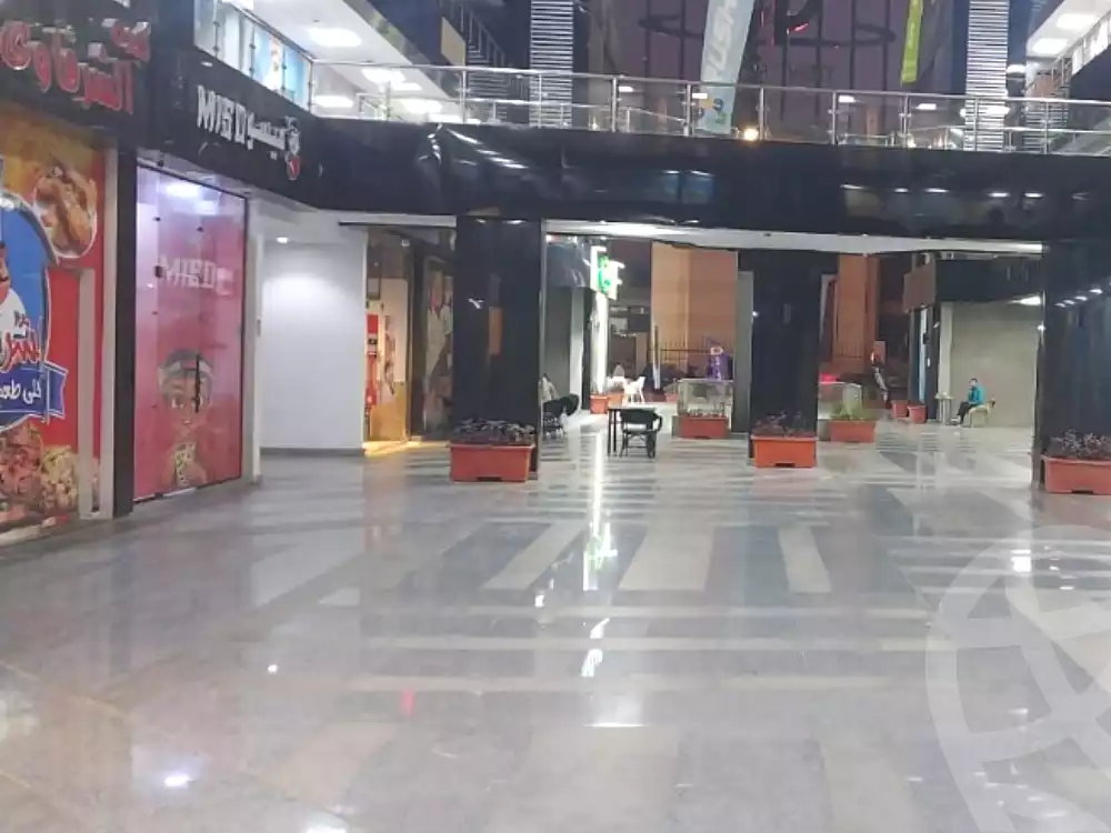 https://aqarmap.com.eg/ar/listing/7067647-for-sale-cairo-new-cairo-el-ahyaa-first-neighborhood-street-51