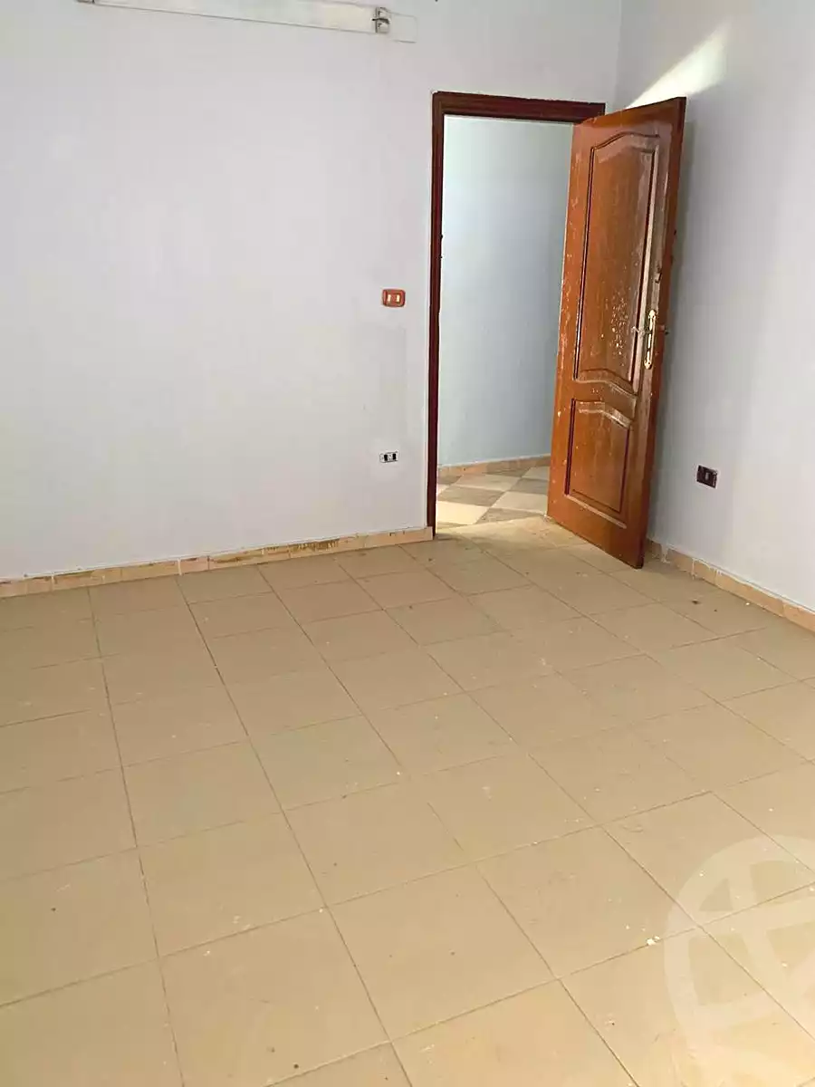 https://aqarmap.com.eg/ar/listing/7073023-for-rent-cairo-faisal-el-tawabeq-el-shaheed-ahmed-hamdy-st