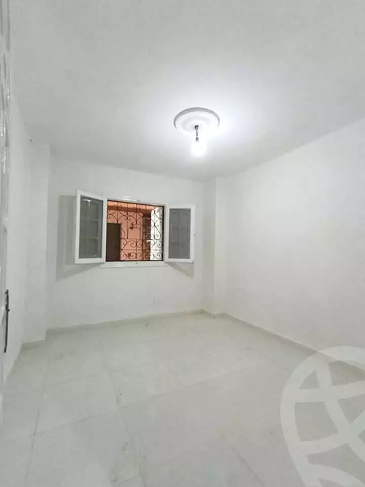 https://aqarmap.com.eg/ar/listing/7073068-for-sale-alexandria-al-agamy-lbytsh