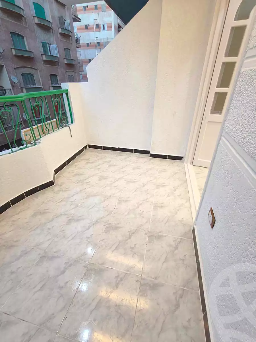 https://aqarmap.com.eg/en/listing/7073270-for-sale-alexandria-al-agamy-shataa-el-nakheel
