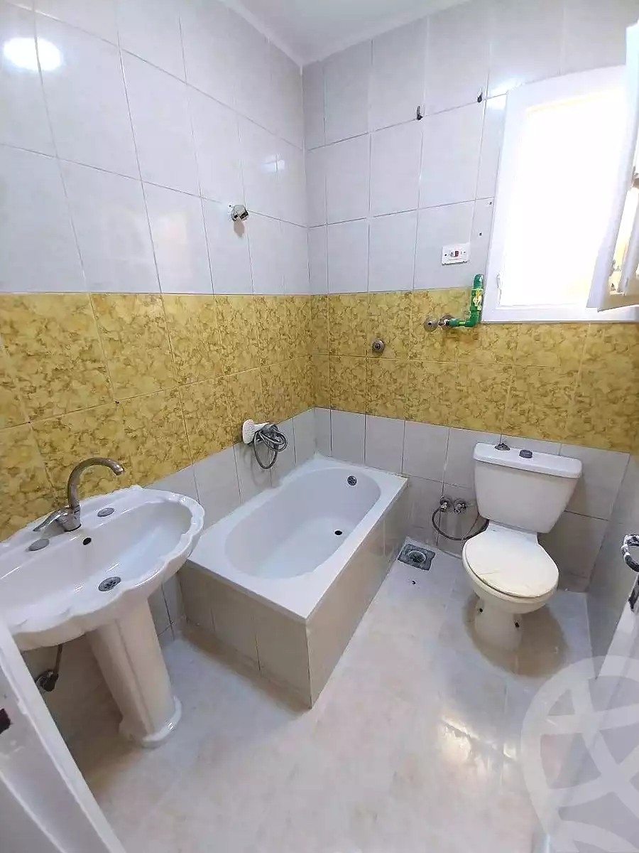 https://aqarmap.com.eg/en/listing/7073331-for-sale-alexandria-al-agamy-shataa-el-nakheel