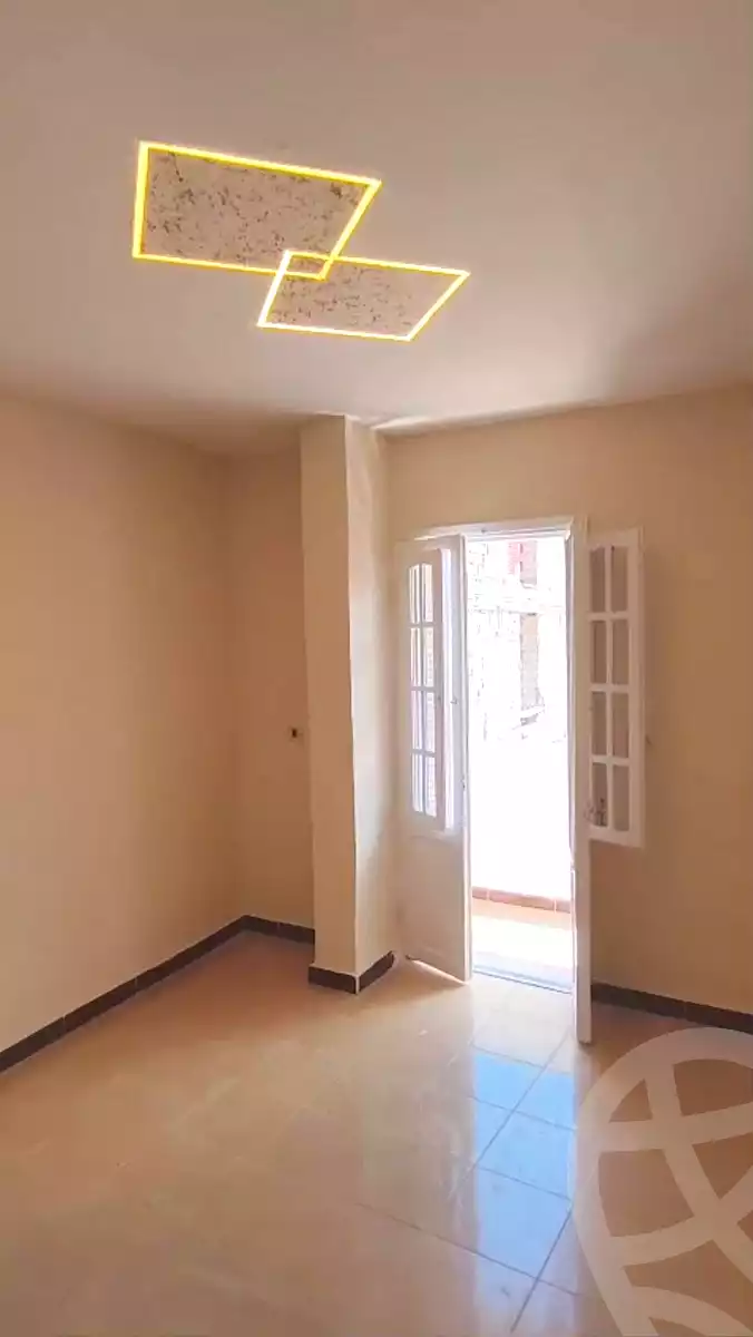https://aqarmap.com.eg/en/listing/7073601-for-sale-alexandria-al-agamy-el-hanouvel-el-warsha-st