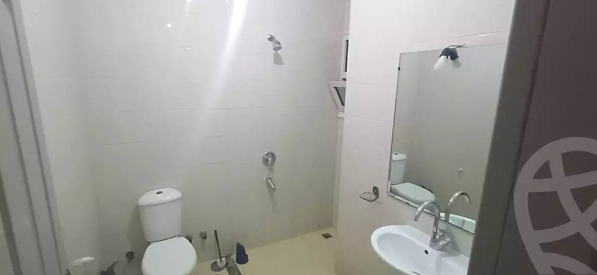 https://aqarmap.com.eg/ar/listing/7073901-for-rent-cairo-new-cairo-el-narges-el-narges-2-pilot-halawany-st