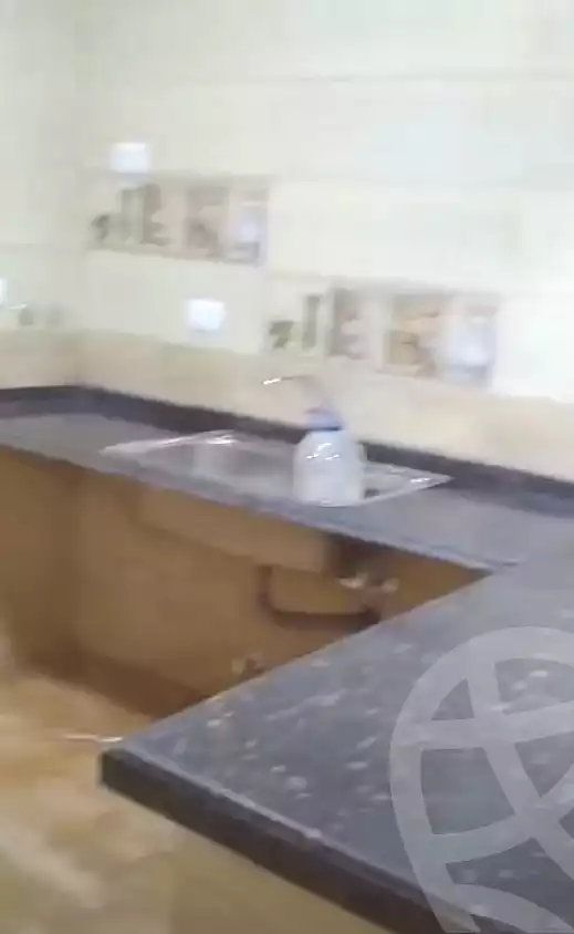 https://aqarmap.com.eg/ar/listing/7074105-for-sale-cairo-ain-shams-ain-shams-el-sharkia