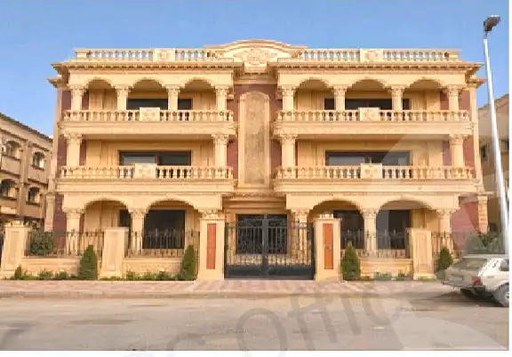 https://aqarmap.com.eg/ar/listing/7074108-for-sale-cairo-new-cairo-ganob-el-akadamiya-south-academy-o-el-sheikh-mostafa-ismael-st