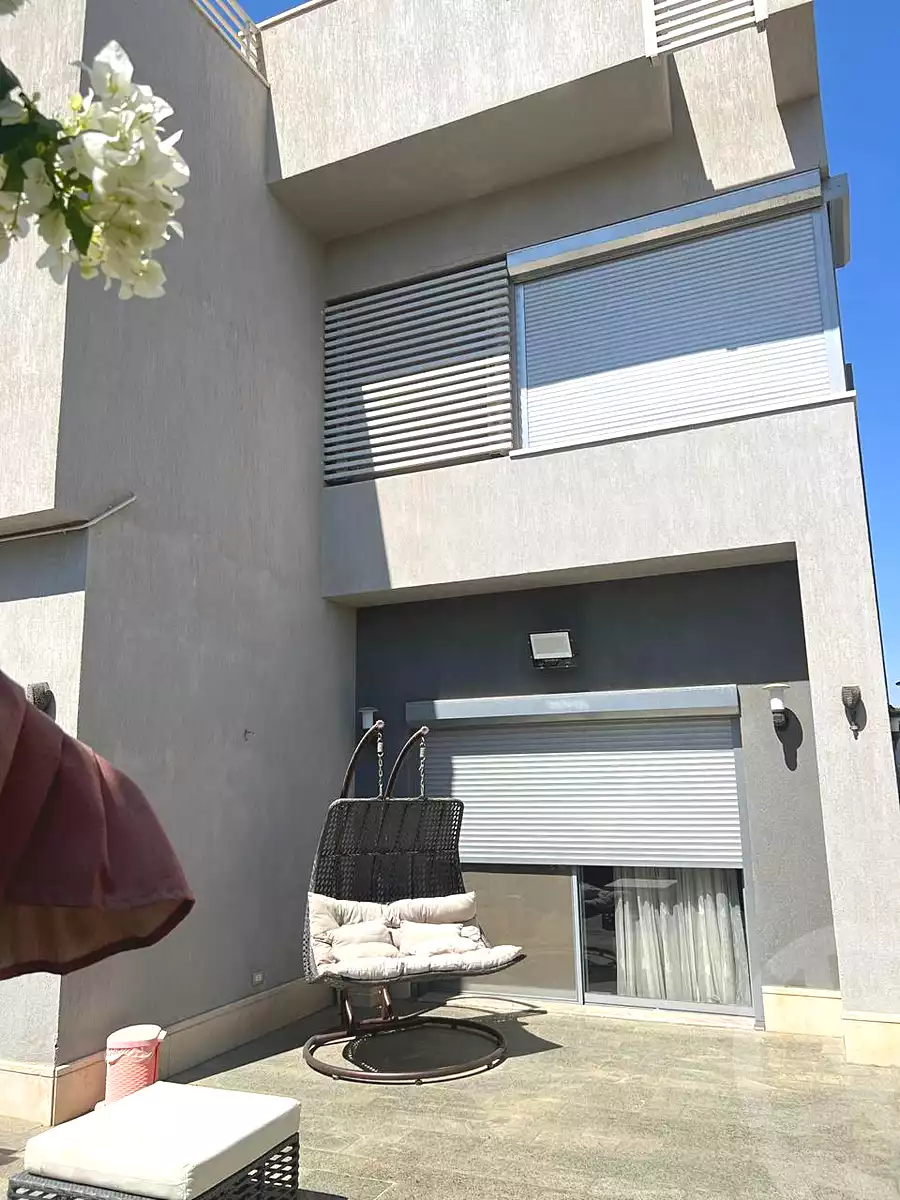 https://aqarmap.com.eg/ar/listing/7074187-for-sale-cairo-new-cairo-compounds-village-garden-kattameya