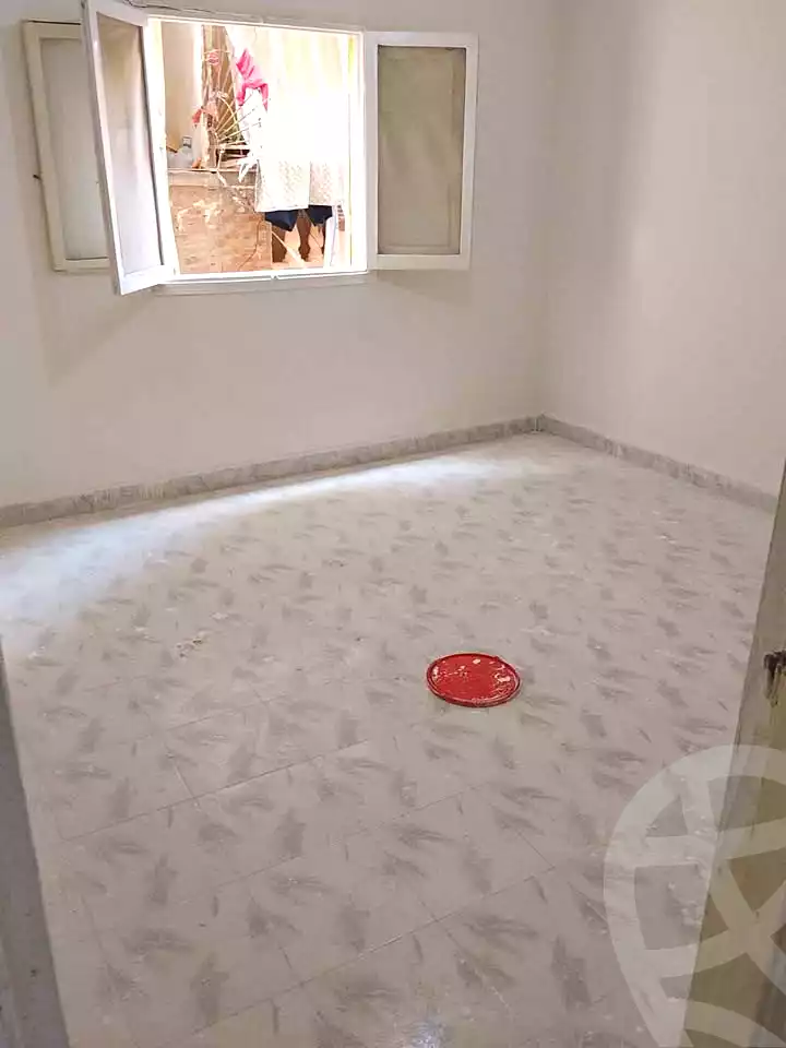 https://aqarmap.com.eg/en/listing/7074397-for-sale-alexandria-al-agamy-el-hanouvel-radwan-st