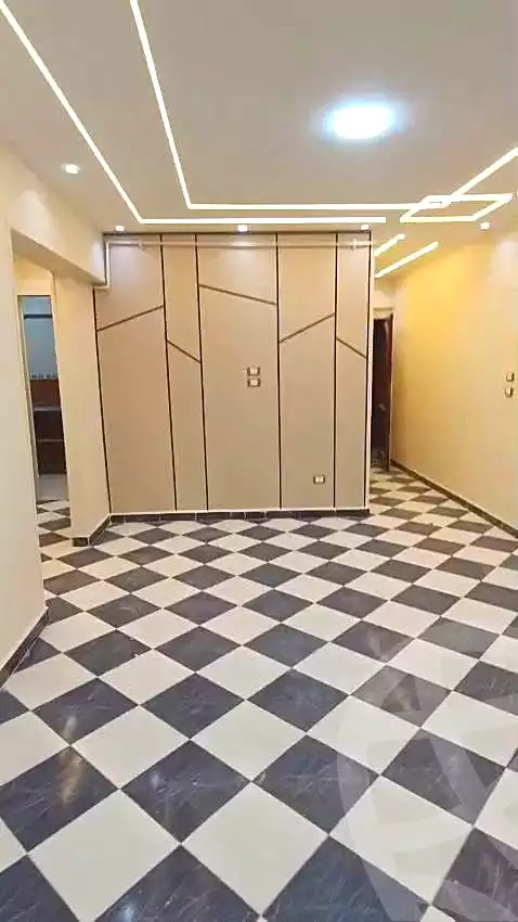 https://aqarmap.com.eg/en/listing/7074441-for-sale-alexandria-al-agamy-el-hanouvel-kasr-al-quiri-st-1