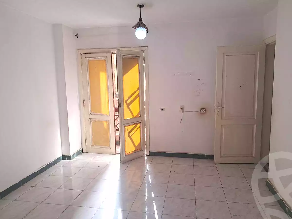 https://aqarmap.com.eg/en/listing/7074760-for-sale-cairo-helwan-helwan-el-sharkeya-khesro-basha-st