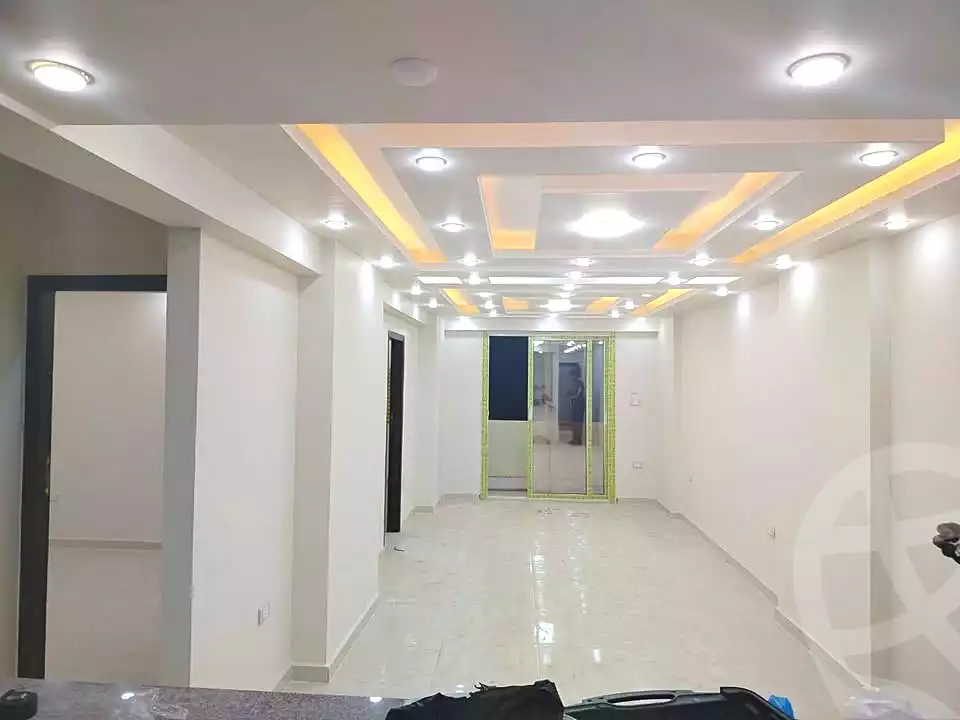 https://aqarmap.com.eg/ar/listing/7074819-for-sale-alexandria-al-agamy-lbytsh-bianchiii
