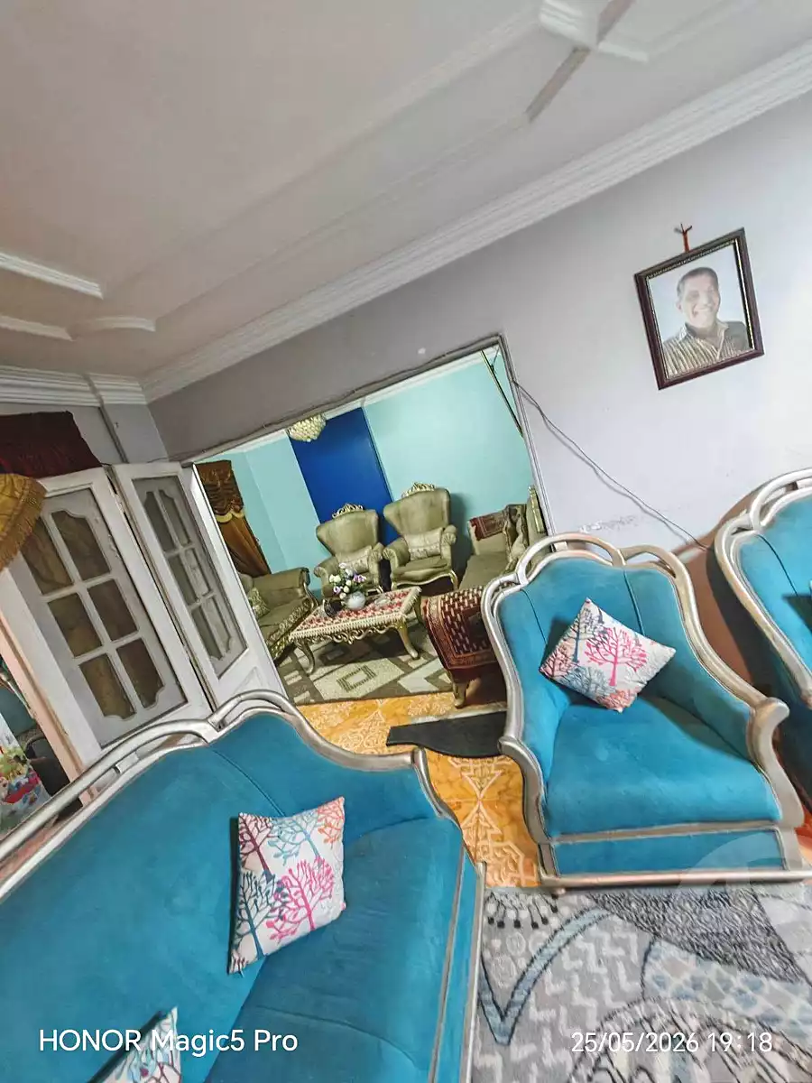 https://aqarmap.com.eg/en/listing/7074871-for-sale-cairo-helwan-helwan-el-sharkeya-borhan-st