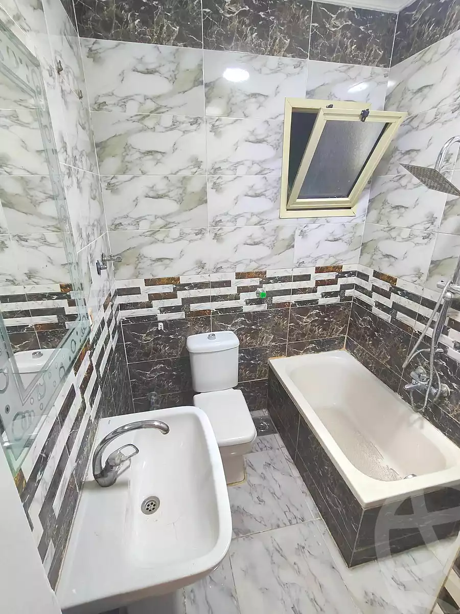 https://aqarmap.com.eg/ar/listing/7075085-for-sale-alexandria-miami-khld-bn-lwlyd