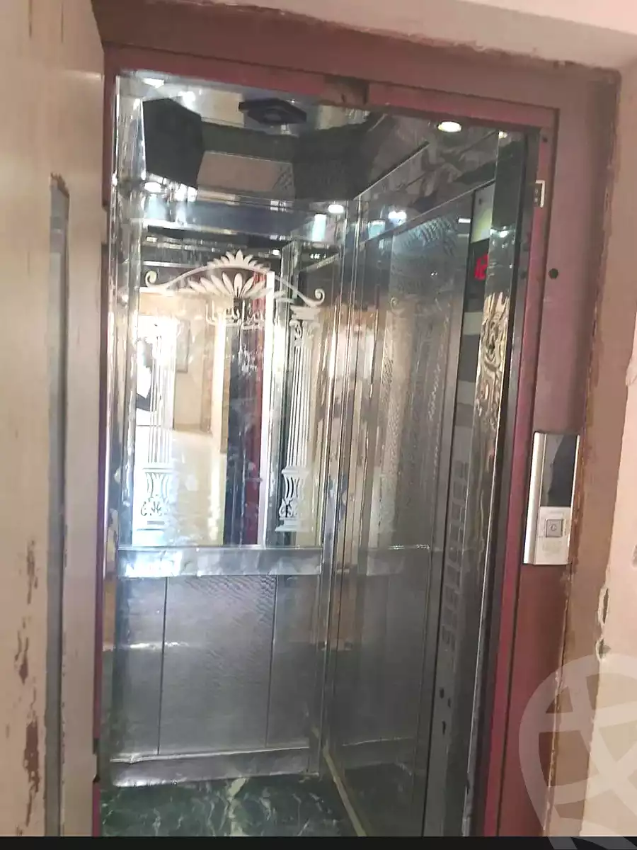 https://aqarmap.com.eg/en/listing/7075087-for-sale-alexandria-moharram-bey-el-rasafa-st