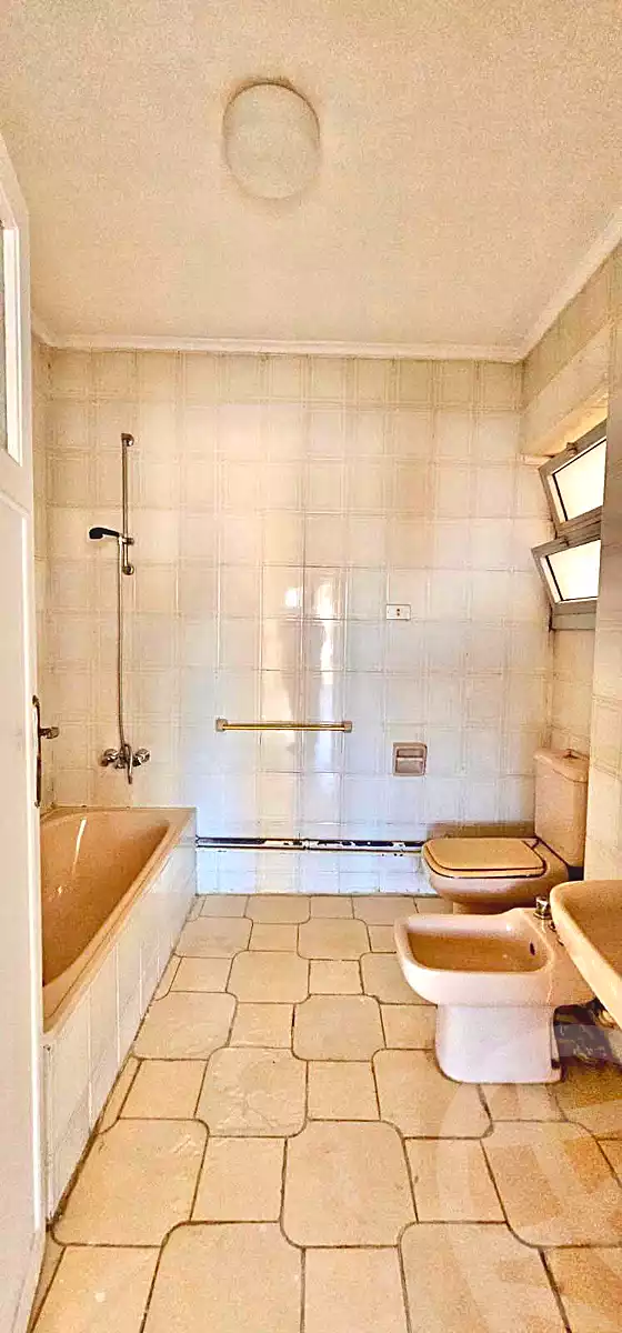 https://aqarmap.com.eg/en/listing/7075267-for-sale-alexandria-el-montazah-sheraton-towers