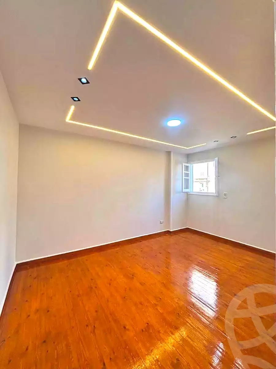 https://aqarmap.com.eg/en/listing/7075422-for-sale-alexandria-miami-el-sebaey-st