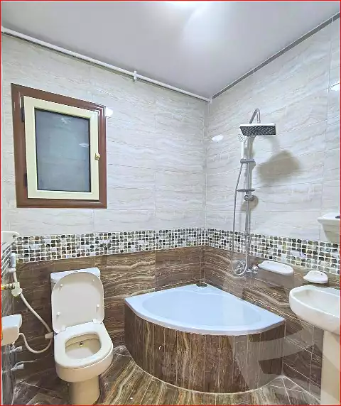 https://aqarmap.com.eg/ar/listing/7075824-for-sale-alexandria-sydy-bshr-sydy-bshr-bhry-shr-khld-bn-lwlyd
