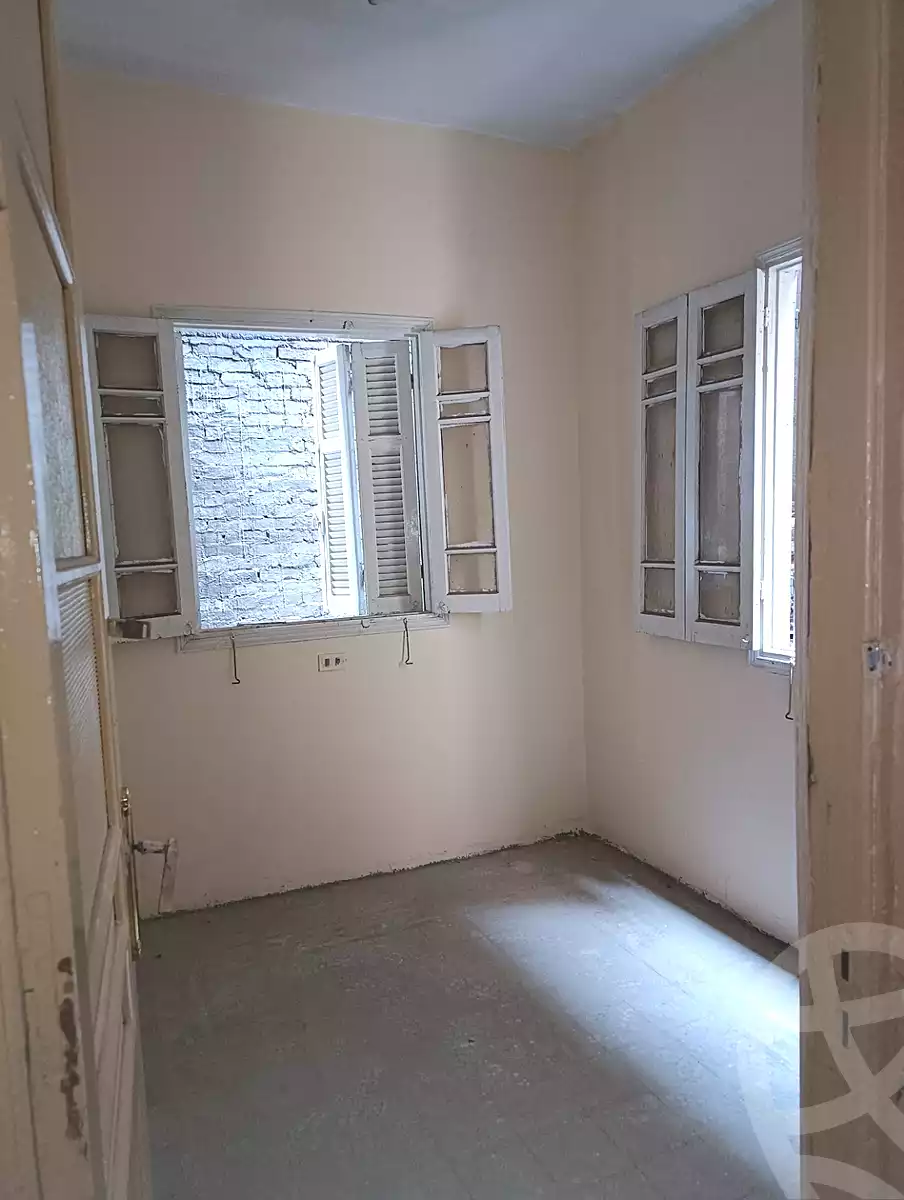 https://aqarmap.com.eg/en/listing/7075979-for-rent-cairo-imbaba-el-kit-kat-mourad-st