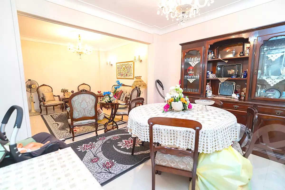 https://aqarmap.com.eg/ar/listing/7076244-for-sale-alexandria-l-zryt-champollion-st