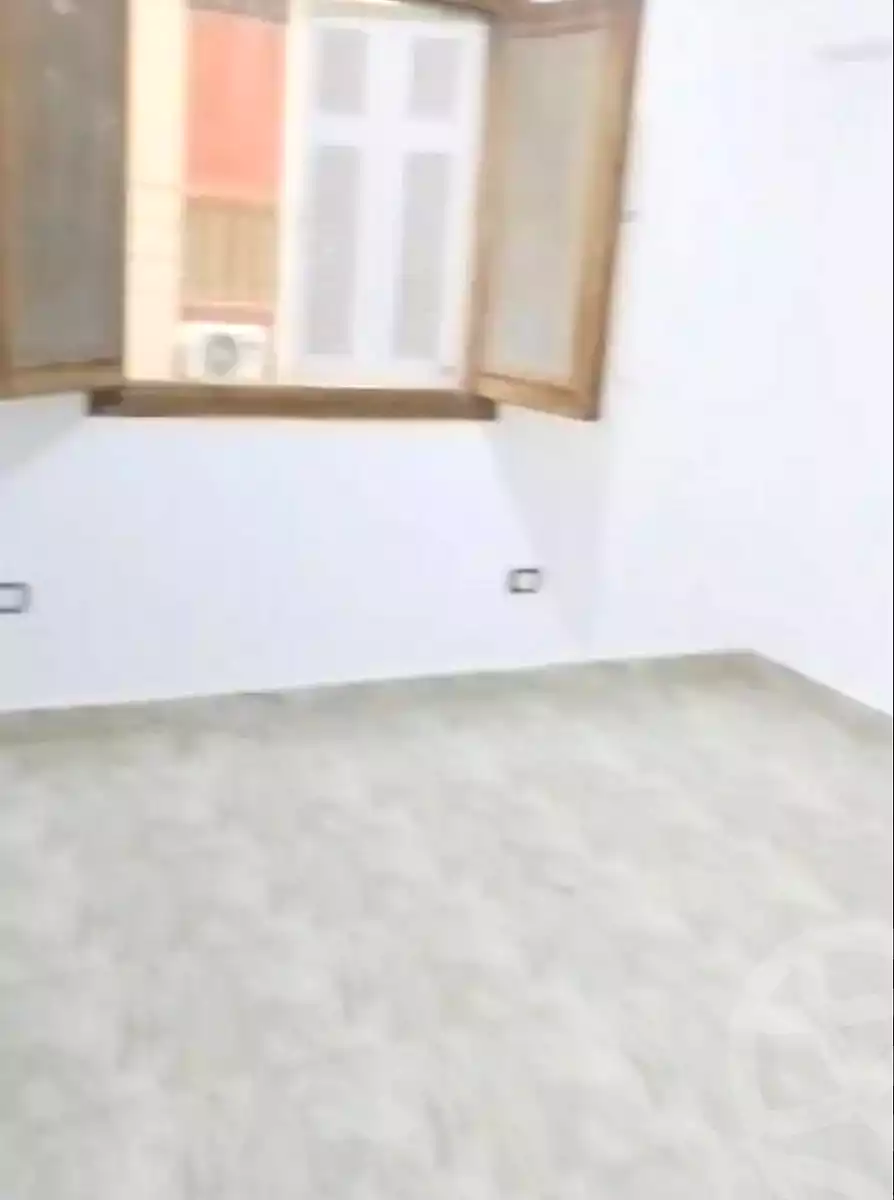 https://aqarmap.com.eg/ar/listing/7076524-for-sale-alexandria-new-miami-compounds-new-miami-doctors-city
