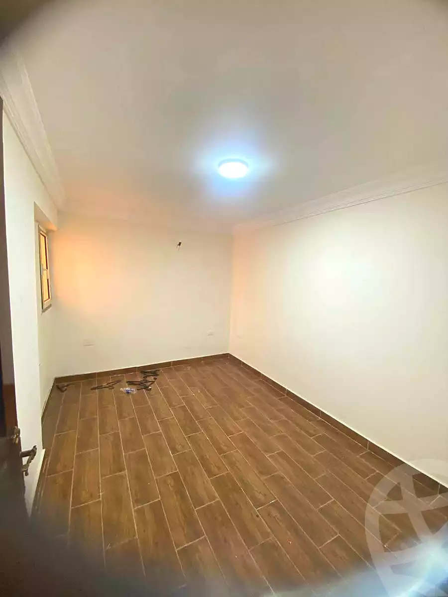 https://aqarmap.com.eg/ar/listing/7076751-for-rent-alexandria-new-miami-mostafa-kamel-sttt