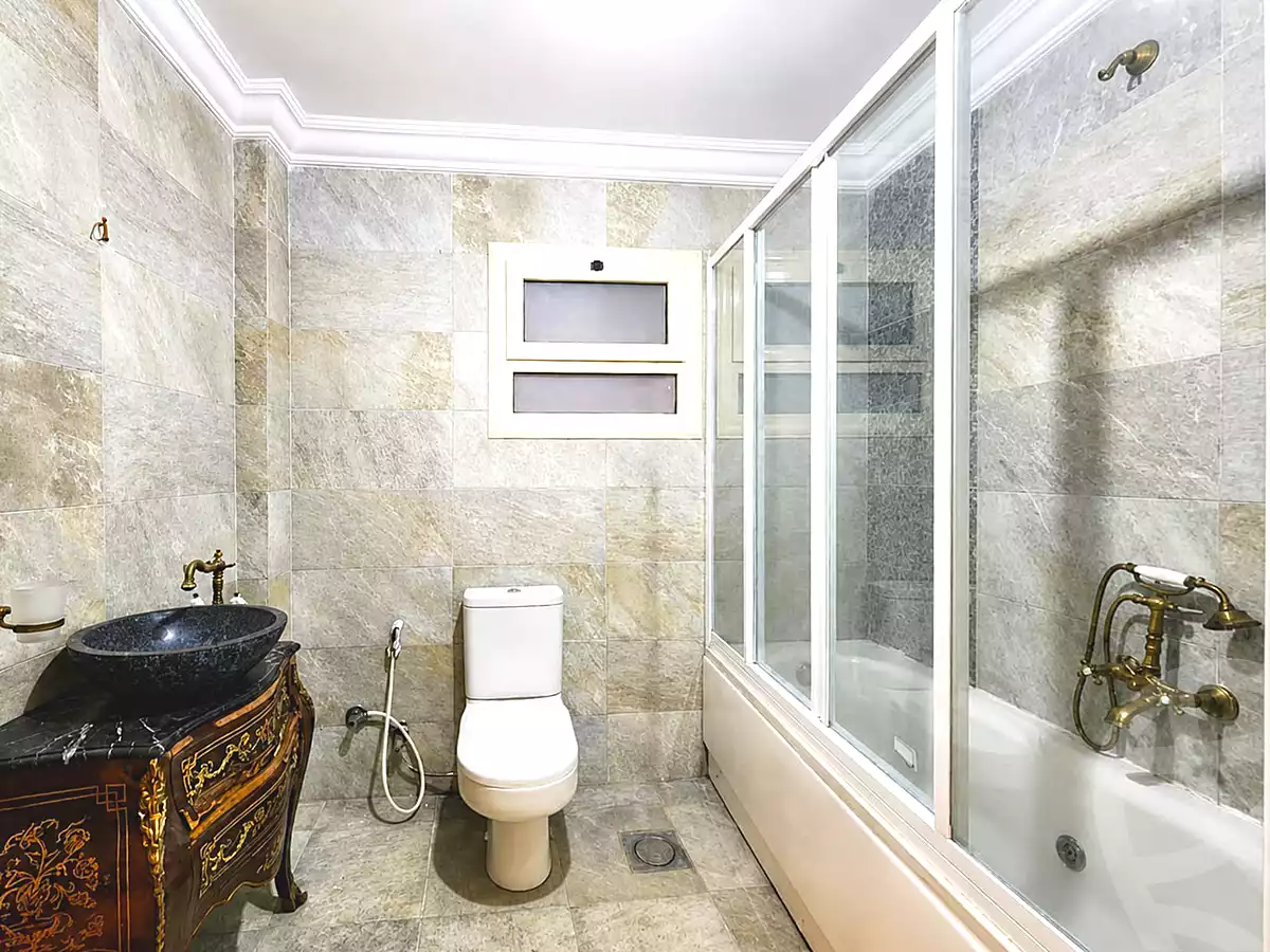 https://aqarmap.com.eg/en/listing/7077366-for-sale-alexandria-lauran-shaarawy-st