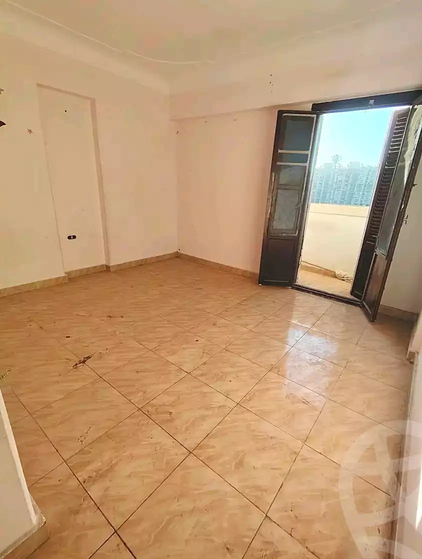 https://aqarmap.com.eg/ar/listing/7077505-for-sale-alexandria-lsywf-el-seyouf-qebly-el-salam-st