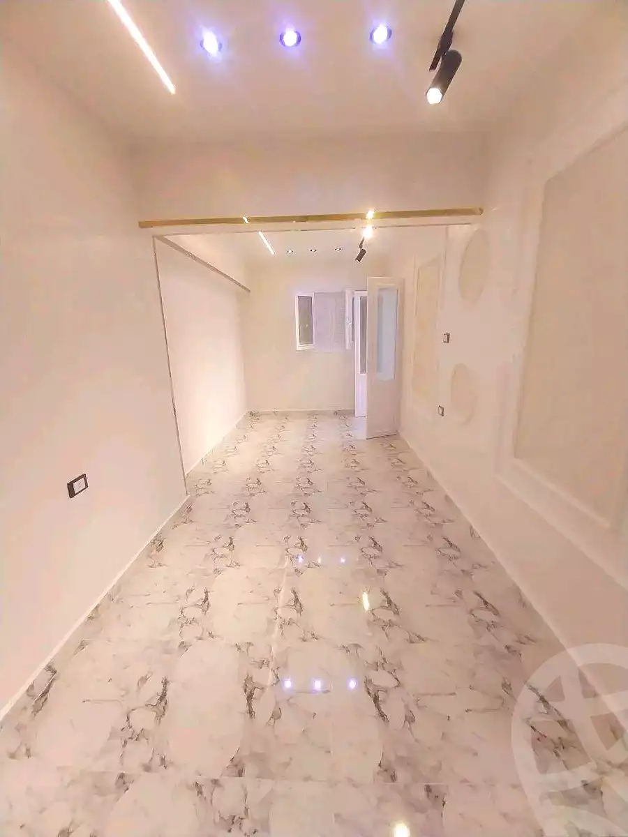 https://aqarmap.com.eg/ar/listing/7077585-for-sale-alexandria-al-agamy-shataa-el-nakheel