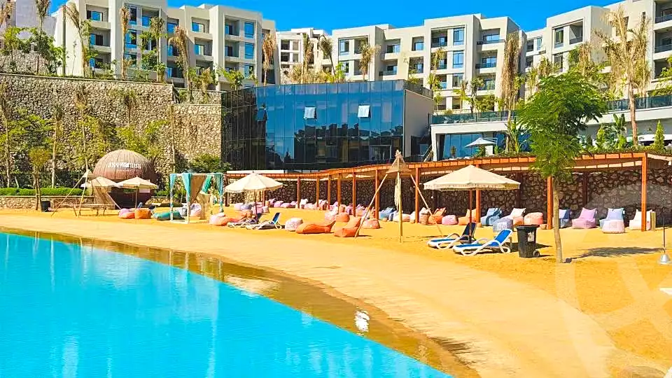 https://aqarmap.com.eg/en/listing/7078027-for-sale-ain-elsokhna-mdyn-ljll-ljdyd-byrmydz-sky-syty