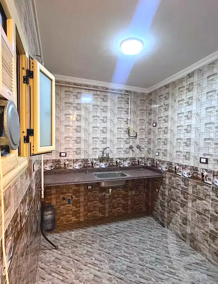 https://aqarmap.com.eg/ar/listing/7078625-for-sale-alexandria-al-agamy-lbytsh-bianchiii