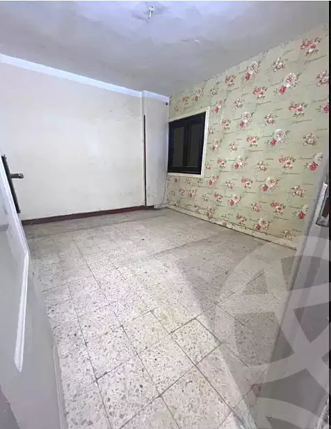 https://aqarmap.com.eg/ar/listing/7079036-for-sale-cairo-helwan-mahmoud-khater-st
