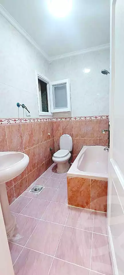 https://aqarmap.com.eg/en/listing/7079328-for-sale-alexandria-al-agamy-shataa-el-nakheel