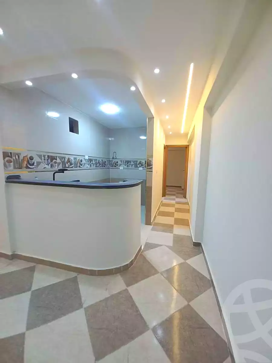 https://aqarmap.com.eg/ar/listing/7079381-for-sale-alexandria-sydy-bshr-sydy-bshr-bhry-shr-mhmd-njyb
