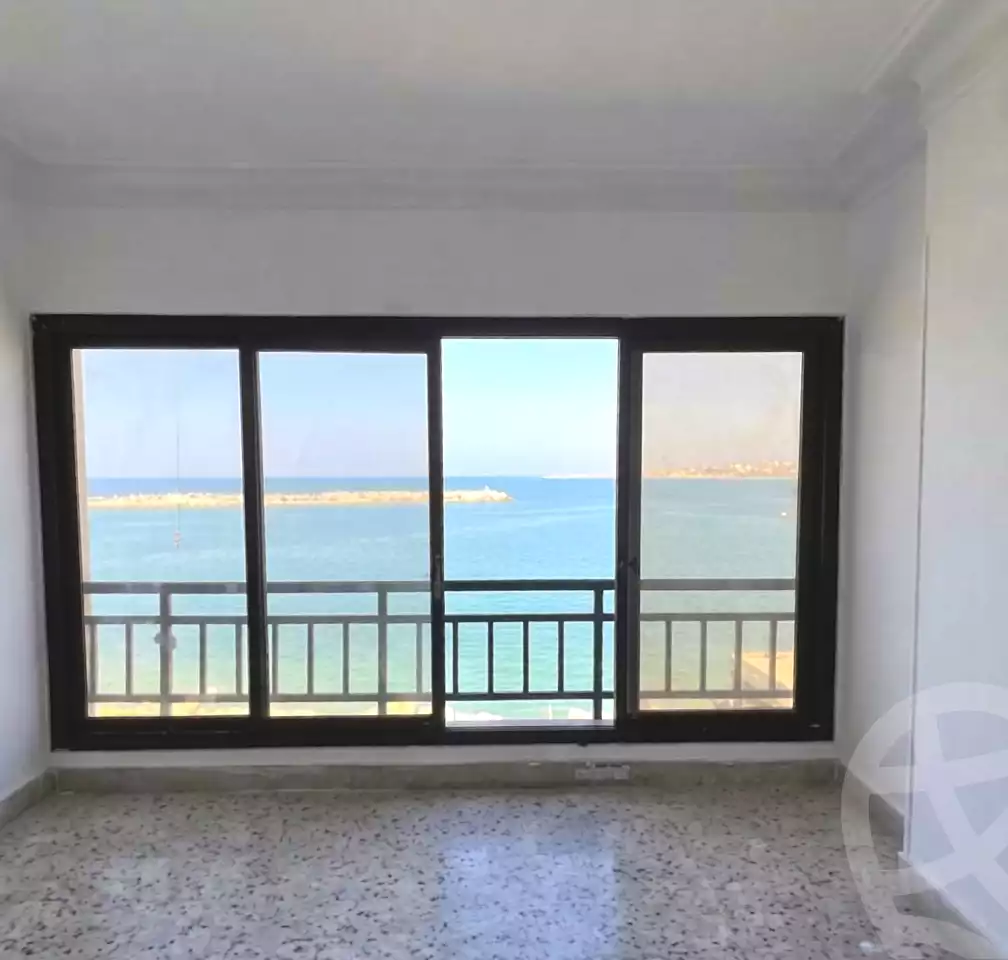 https://aqarmap.com.eg/ar/listing/7079398-for-sale-alexandria-sydy-bshr-tryq-ljysh