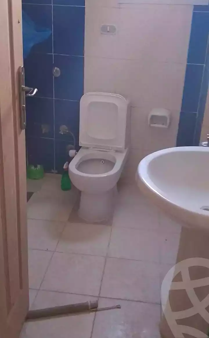 https://aqarmap.com.eg/en/listing/7080018-for-sale-alexandria-sydy-bshr-sydy-bshr-qbly