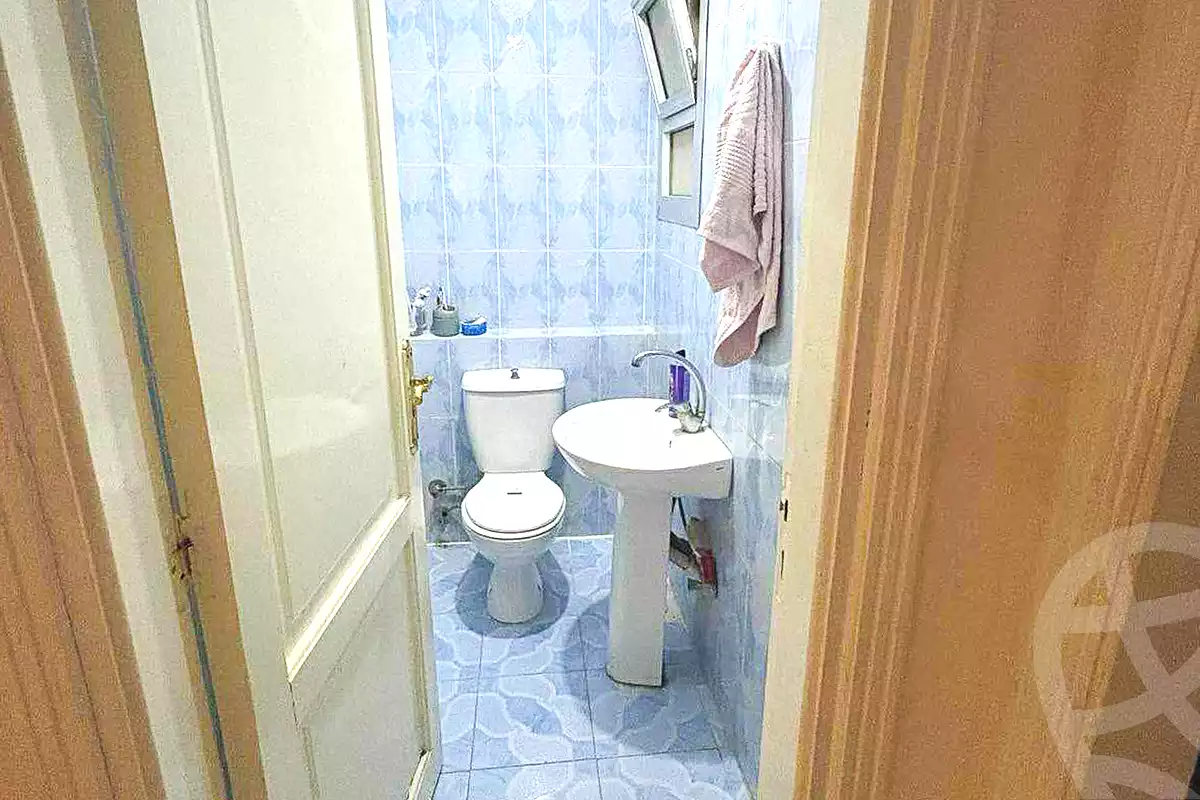 https://aqarmap.com.eg/ar/listing/7080236-for-sale-alexandria-miami-farook-abd-al-wahab-st