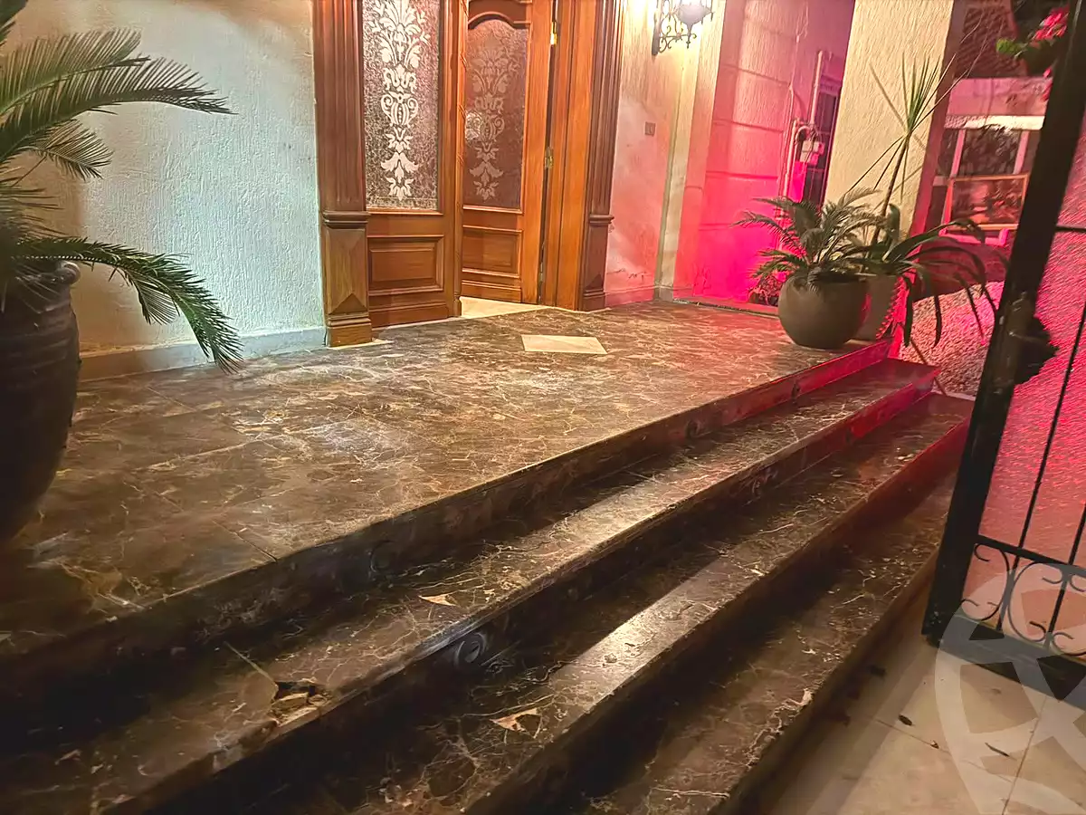 https://aqarmap.com.eg/en/listing/7080337-for-sale-cairo-new-cairo-compounds-royal-maxim