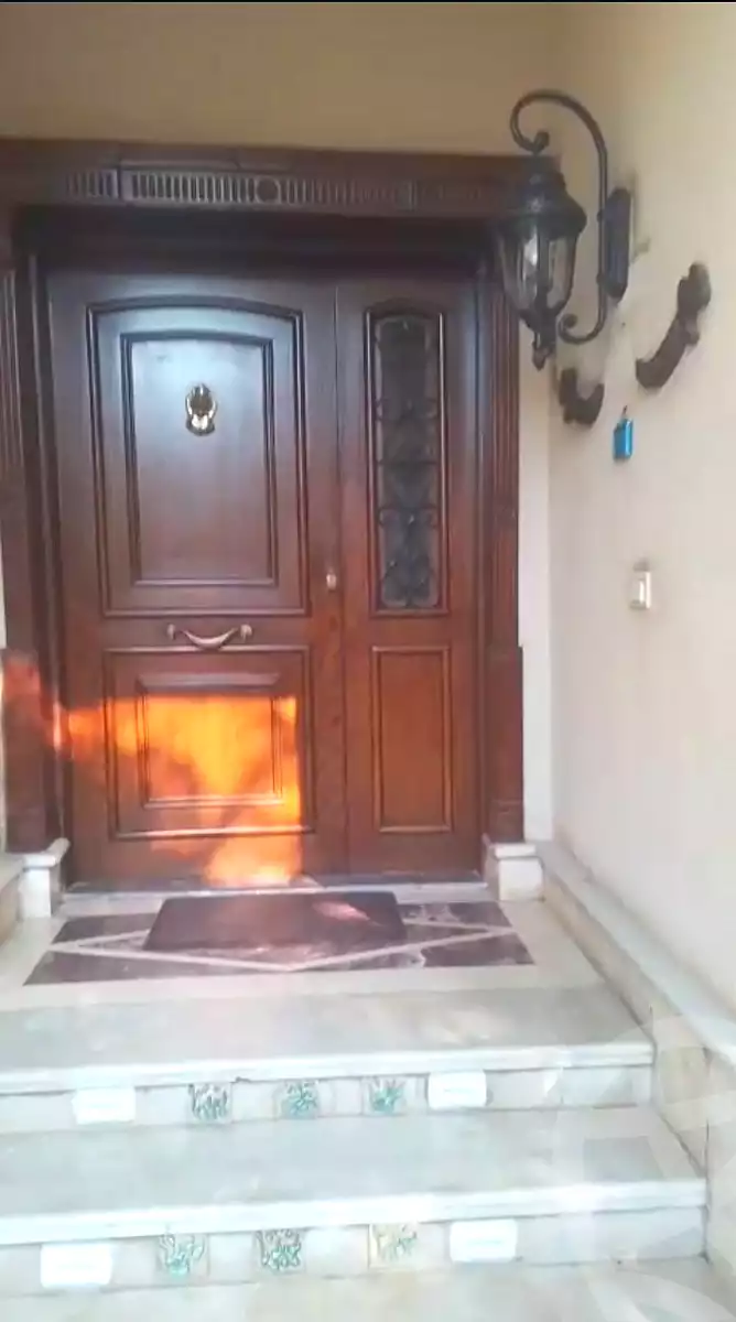 https://aqarmap.com.eg/en/listing/7080354-for-sale-cairo-new-cairo-compounds-flowers-park