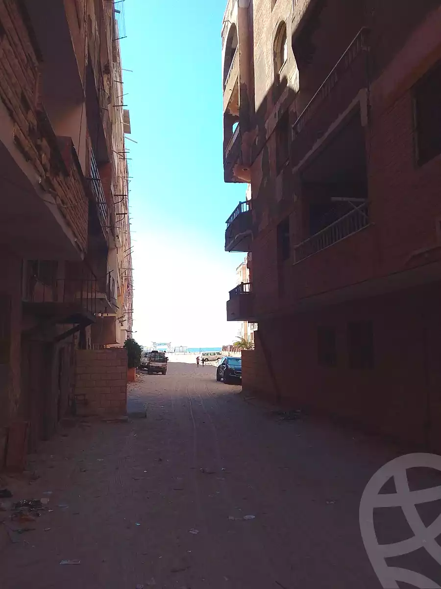 https://aqarmap.com.eg/ar/listing/7080553-for-sale-alexandria-al-agamy-lbytsh-el-zahraa-st
