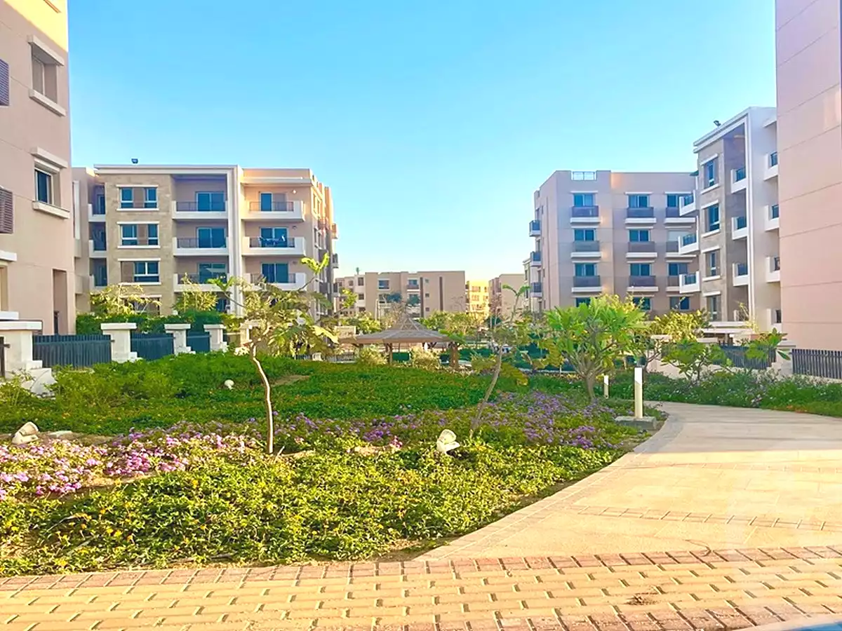 https://aqarmap.com.eg/ar/listing/7080619-for-sale-cairo-new-cairo-compounds-tag-city-shalya-taj-city