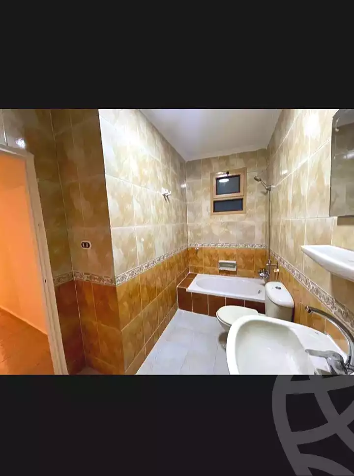 https://aqarmap.com.eg/ar/listing/7080772-for-sale-alexandria-miami-ahmed-abd-el-latif-st