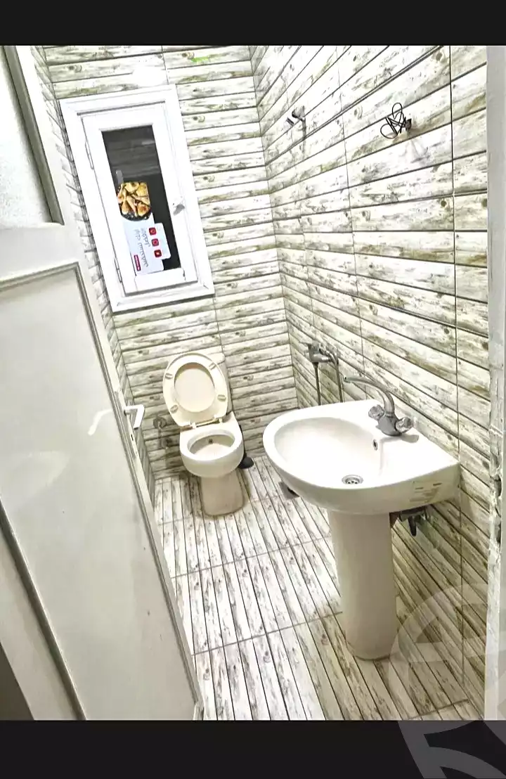 https://aqarmap.com.eg/ar/listing/7080789-for-sale-alexandria-el-asafra-l-sfr-bhry